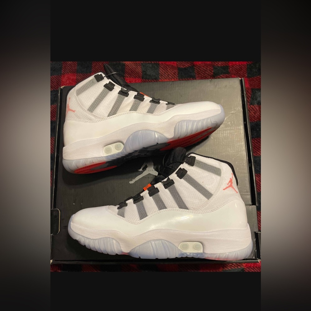 Jordan 11 Adapt